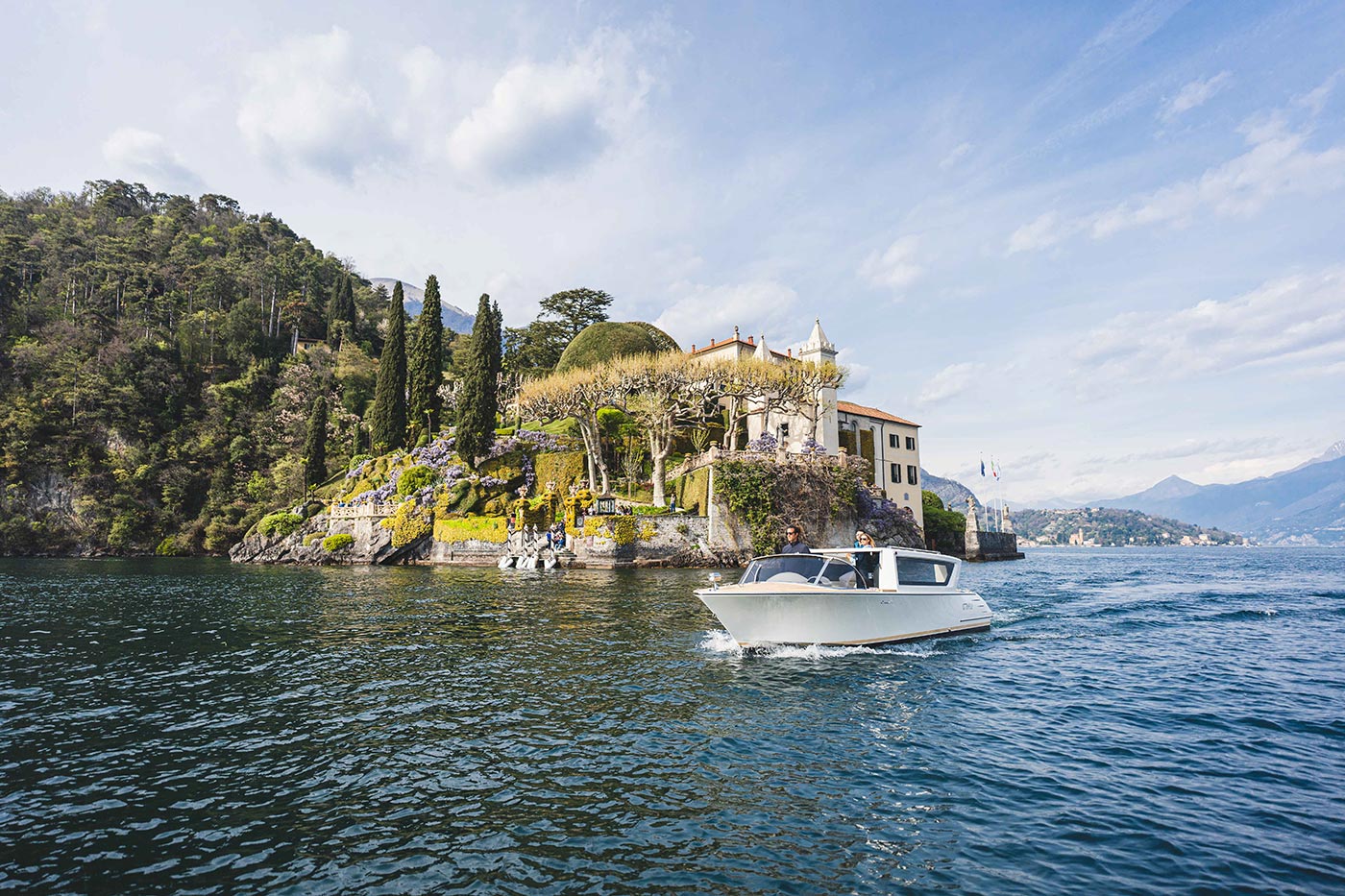 lake como james bond